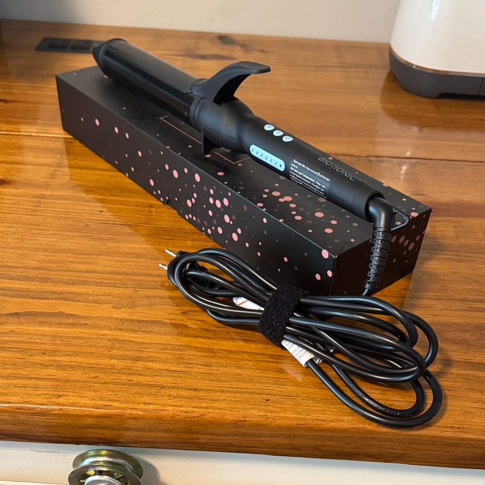 Bio Ionic Black Curling Iron